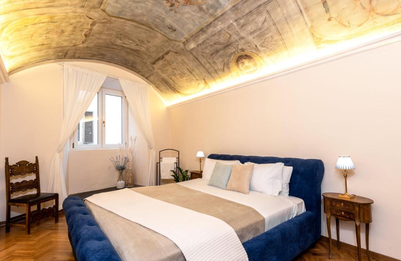 Historic Center! Charming Traditional Florentine Building - Ac,wifi - By Likehomeflorence Appartamento Firenze