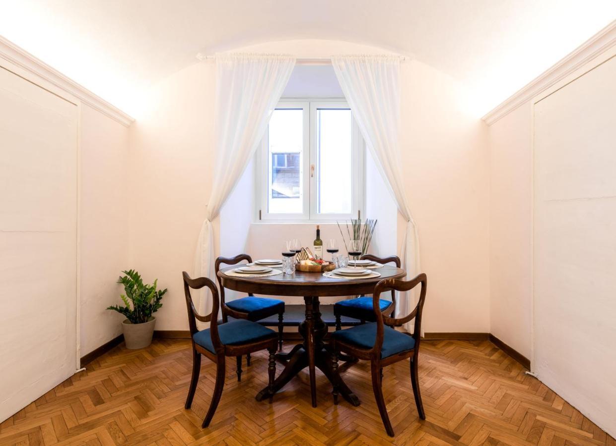 Historic Center! Charming Traditional Florentine Building - Ac,wifi - By Likehomeflorence Appartamento *